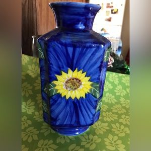 Sunflowers vase